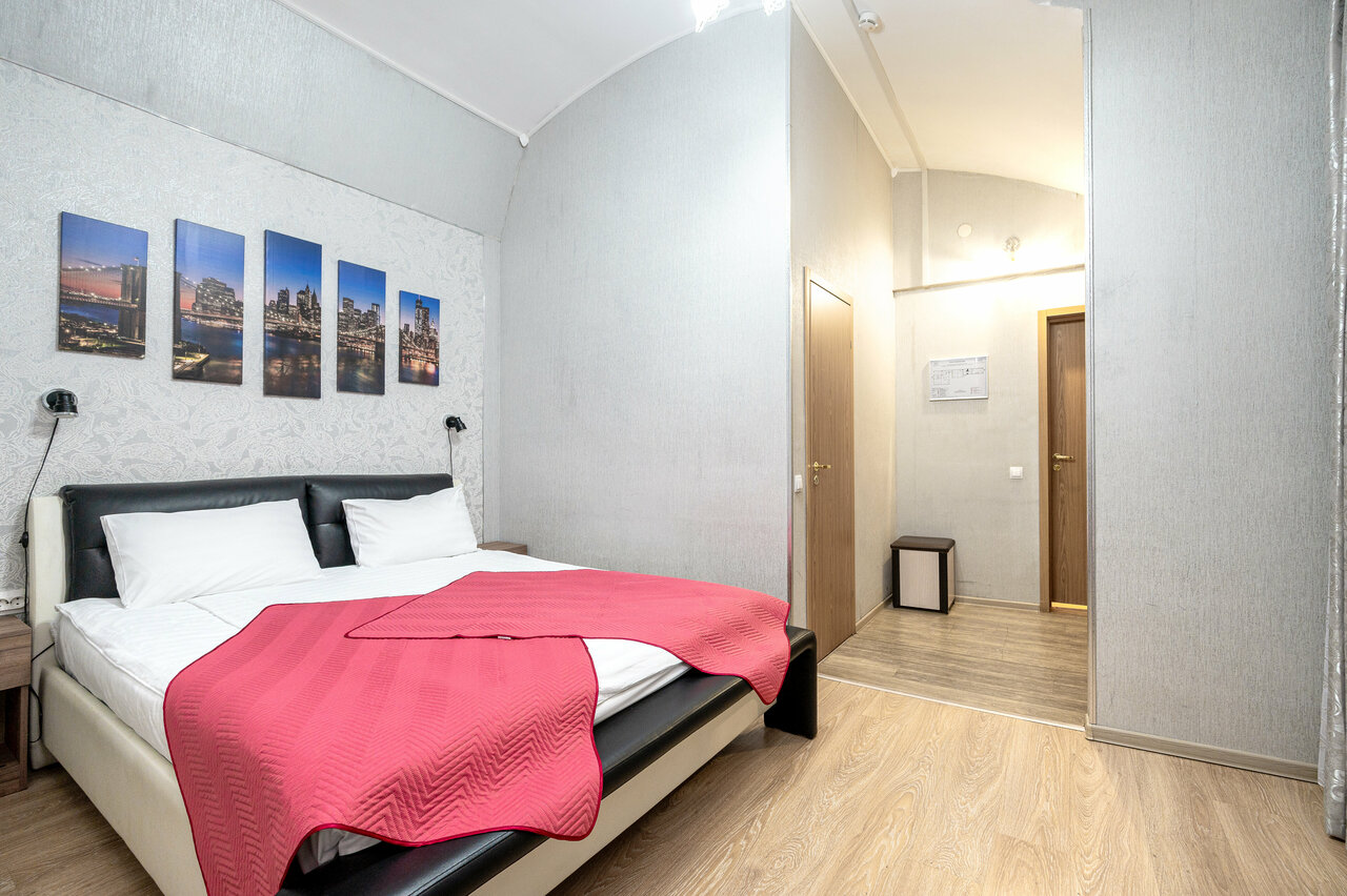 Отель Невский 111 Санкт-Петербург