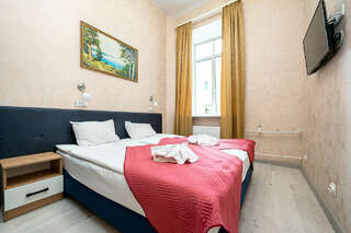 Отель Невский 111 Санкт-Петербург Стандартный двухместный номер с одной большой или двумя односпальными кроватями-5