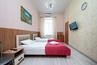 Отель Невский 111 Санкт-Петербург Стандартный двухместный номер с одной большой или двумя односпальными кроватями-6