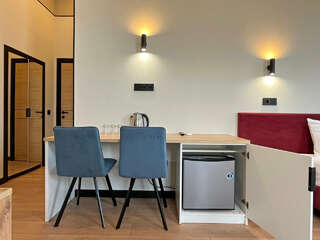 Отель Невский 111 Санкт-Петербург Полулюкс с панорамным видом и окном в ванной-6