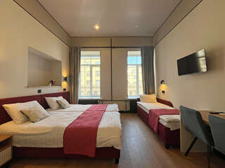 Отель Невский 111 Санкт-Петербург Номер Комфорт семейный трехместный-4