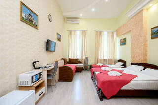 Отель Невский 111 Санкт-Петербург Полулюкс семейный-6